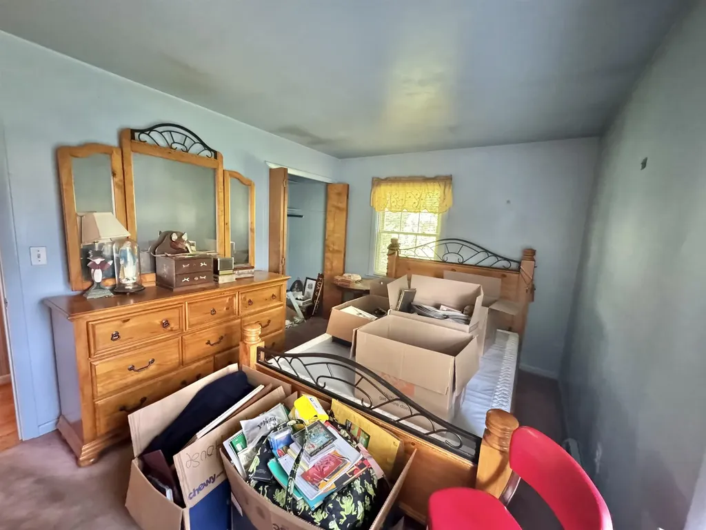 35 Hillcrest Terrace Brattleboro VT 05301