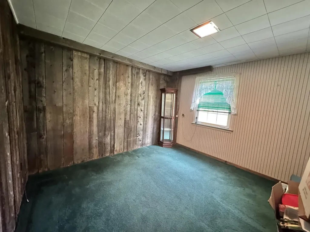 35 Hillcrest Terrace Brattleboro VT 05301