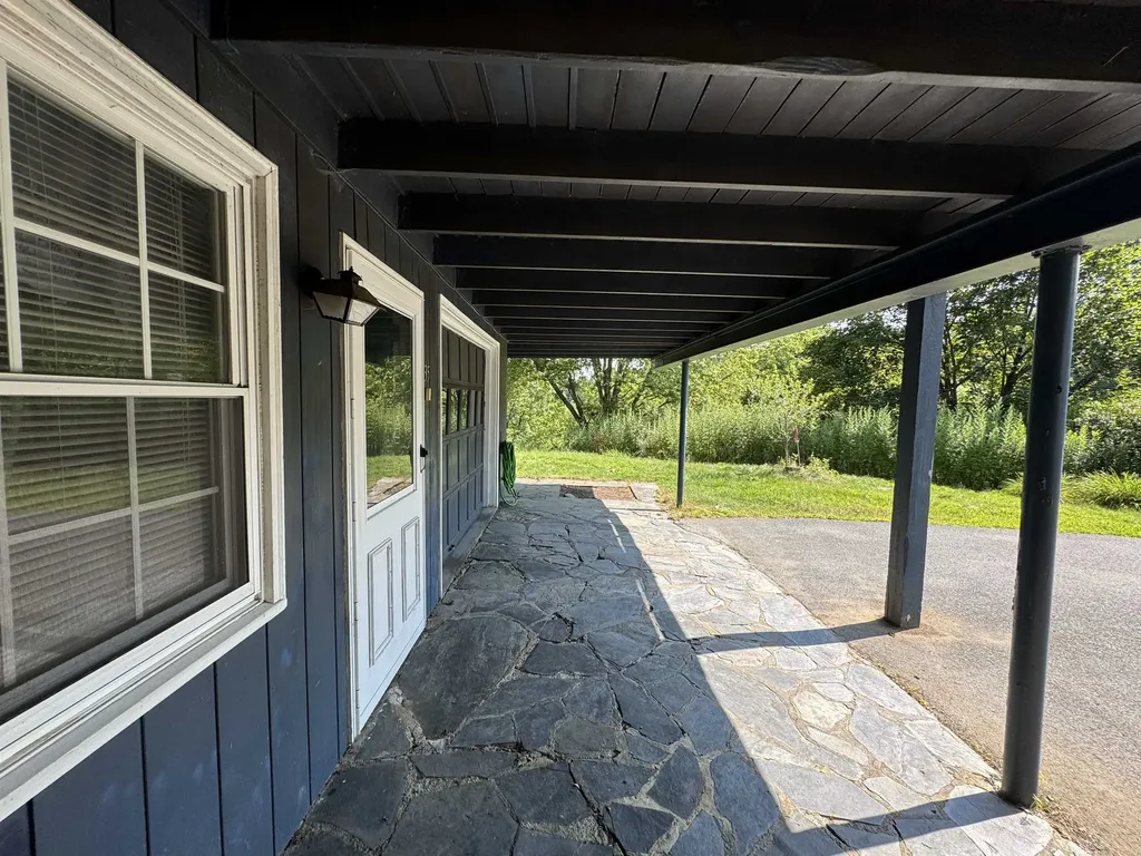 35 Hillcrest Terrace Brattleboro VT 05301