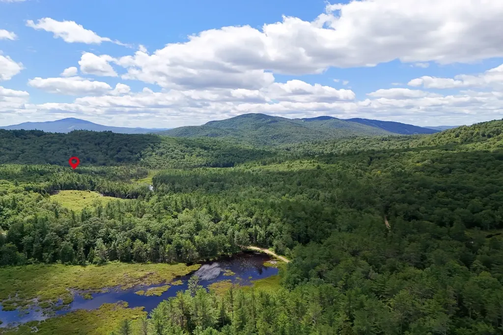 20 Hilliard Road Hill NH 03243