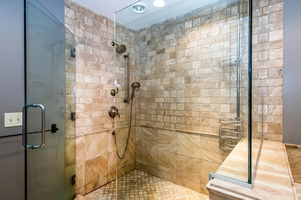 429 Black Bear Path Mendon VT 05701