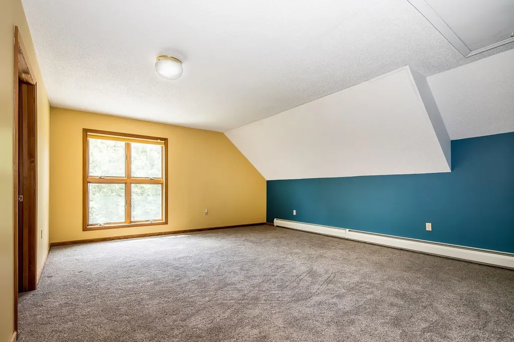 429 Black Bear Path Mendon VT 05701