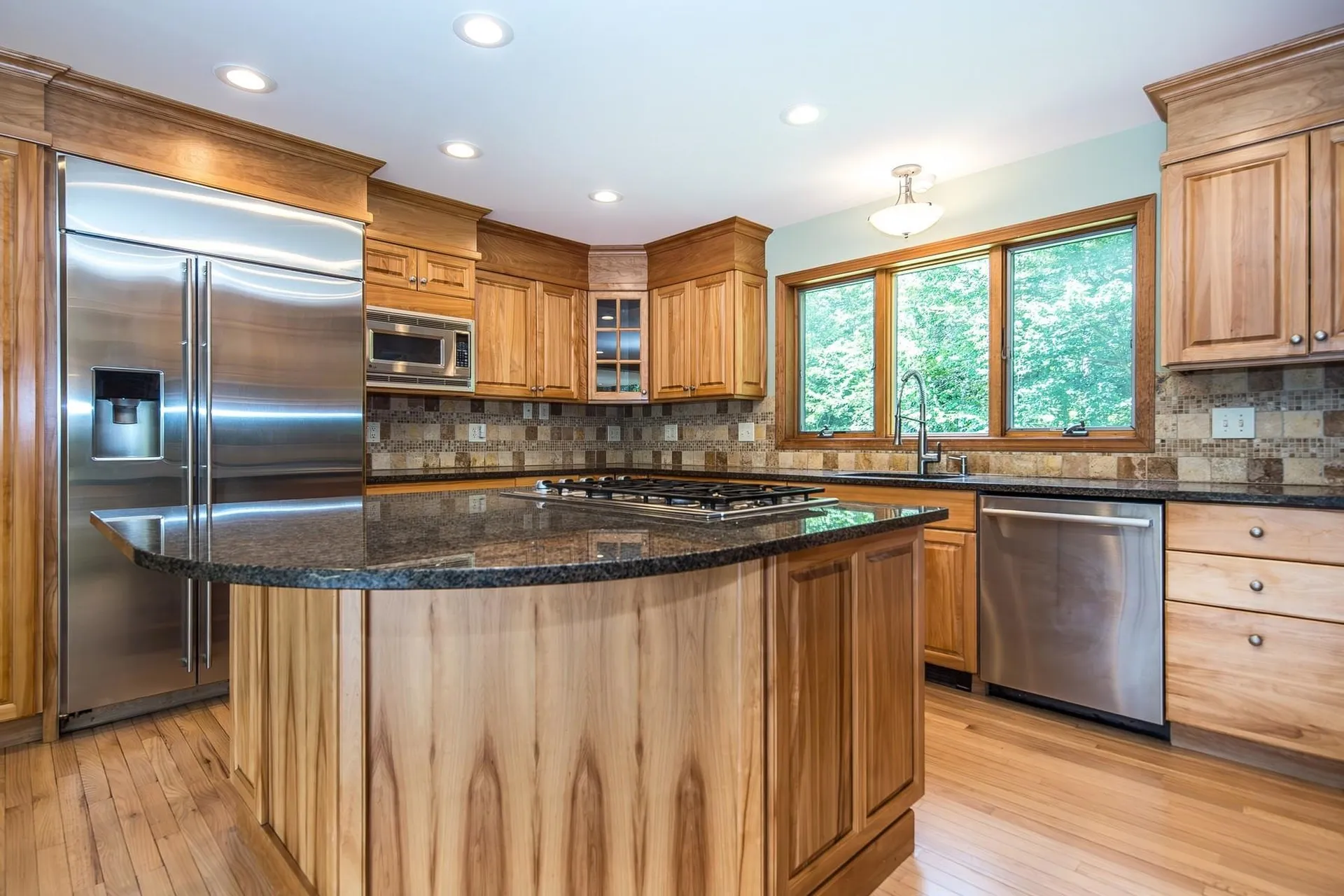 429 Black Bear Path Mendon VT 05701