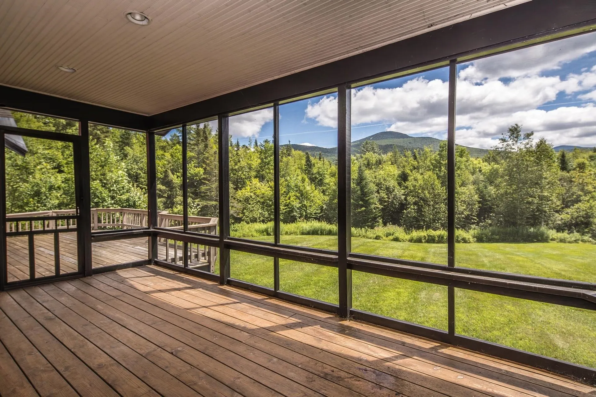 429 Black Bear Path Mendon VT 05701