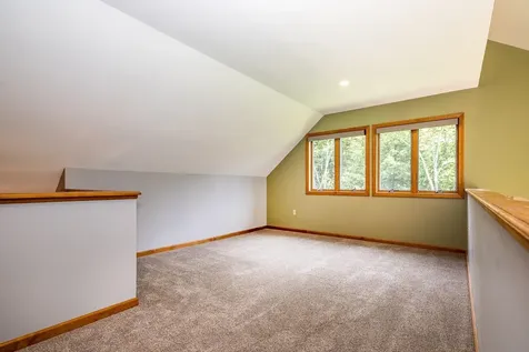 429 Black Bear Path Mendon VT 05701