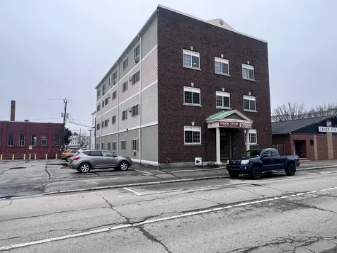 261 Pine Street Manchester NH 03103