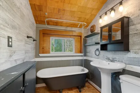 1284 Route 10 North Grantham NH 03753