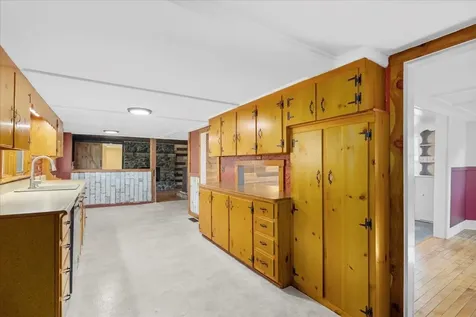 1284 Route 10 North Grantham NH 03753