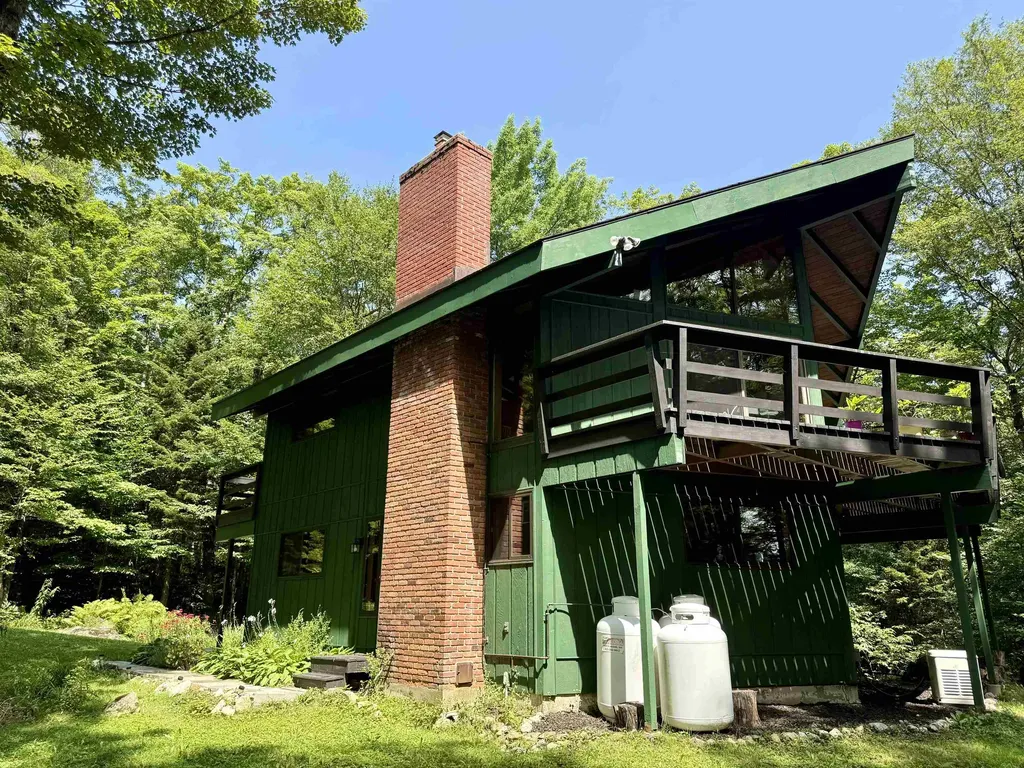 144 Oberdorf Road Readsboro VT 05350
