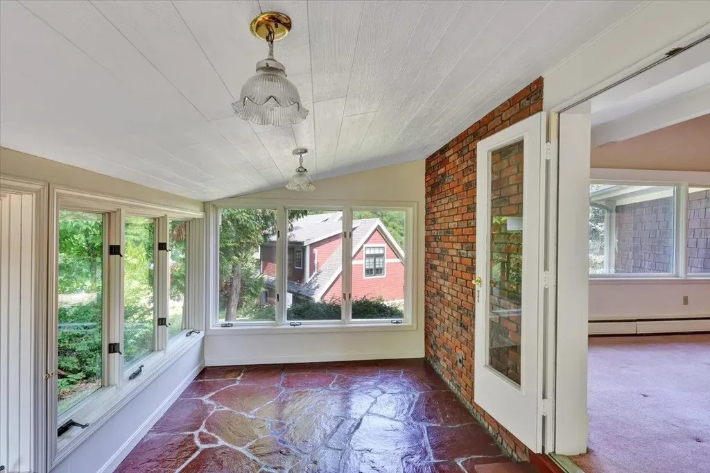 73 South Street Burlington VT 05401