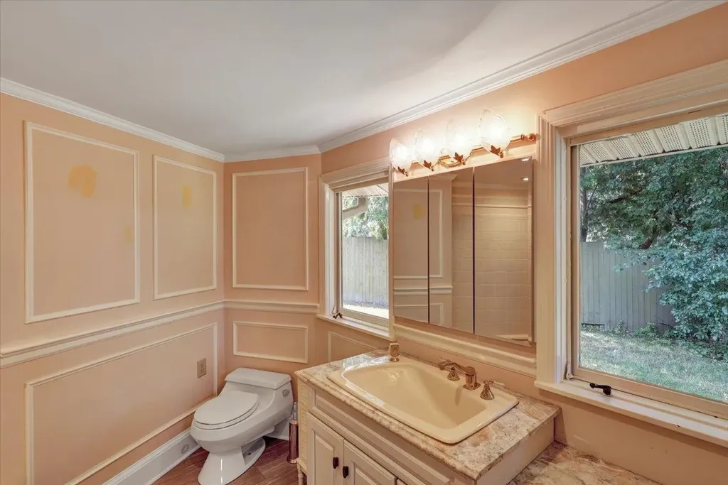 73 South Street Burlington VT 05401