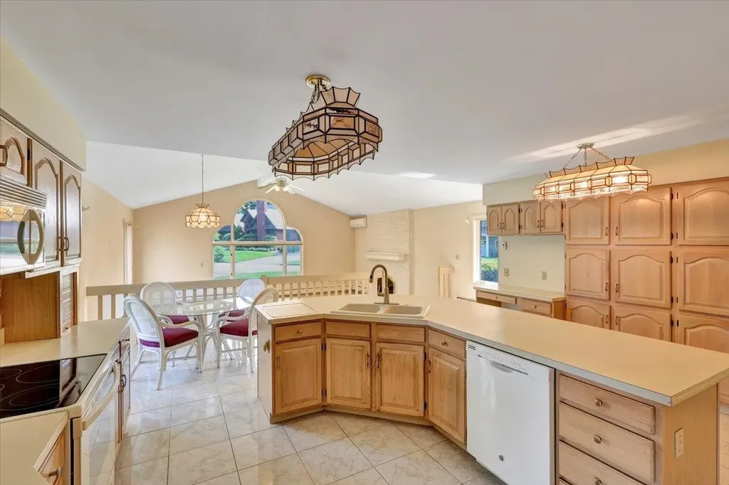 73 South Street Burlington VT 05401