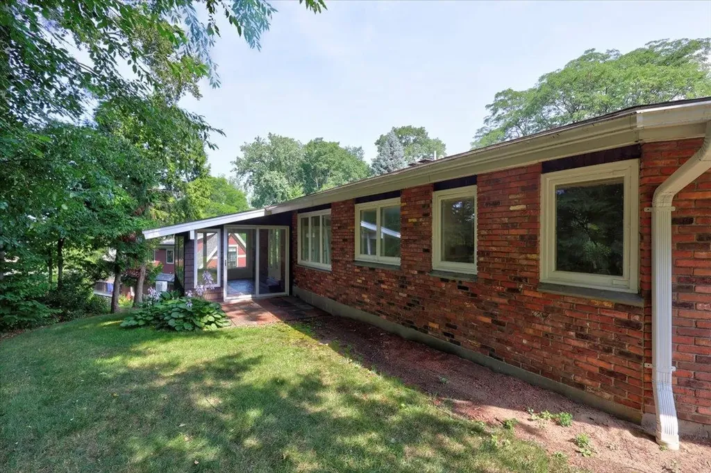 73 South Street Burlington VT 05401