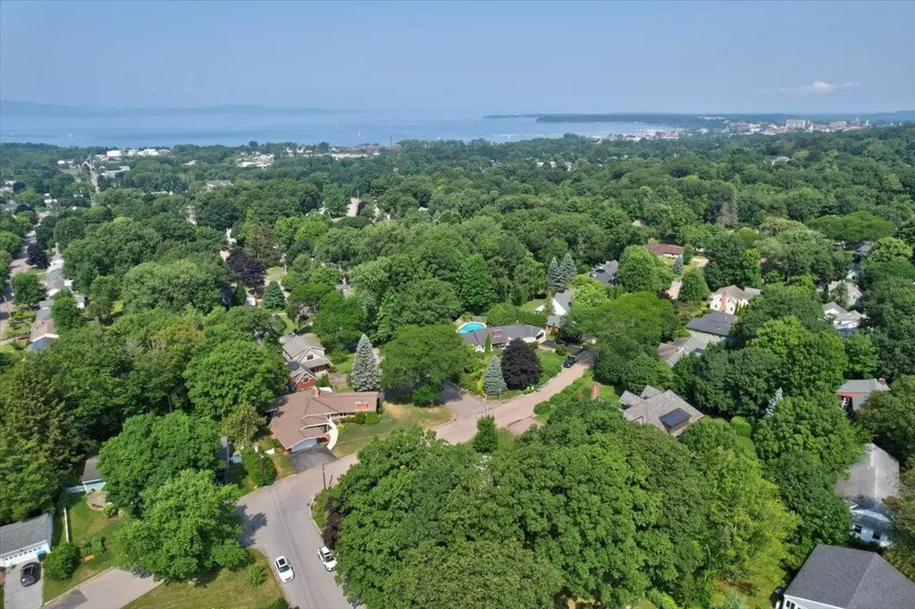 73 South Street Burlington VT 05401