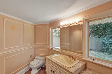 73 South Street Burlington VT 05401