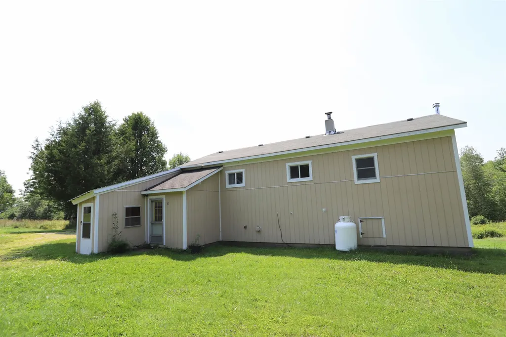 374 Browns Hill Road Newport Town VT 05857