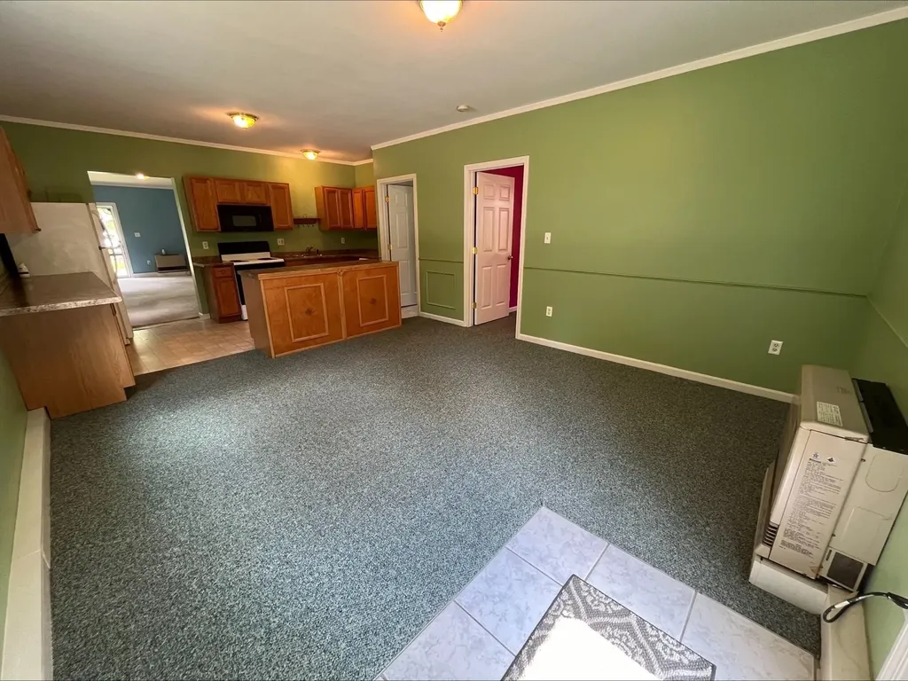 86 I Street Conway NH 03818