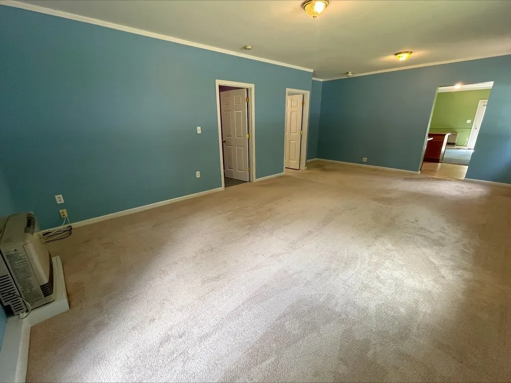 86 I Street Conway NH 03818