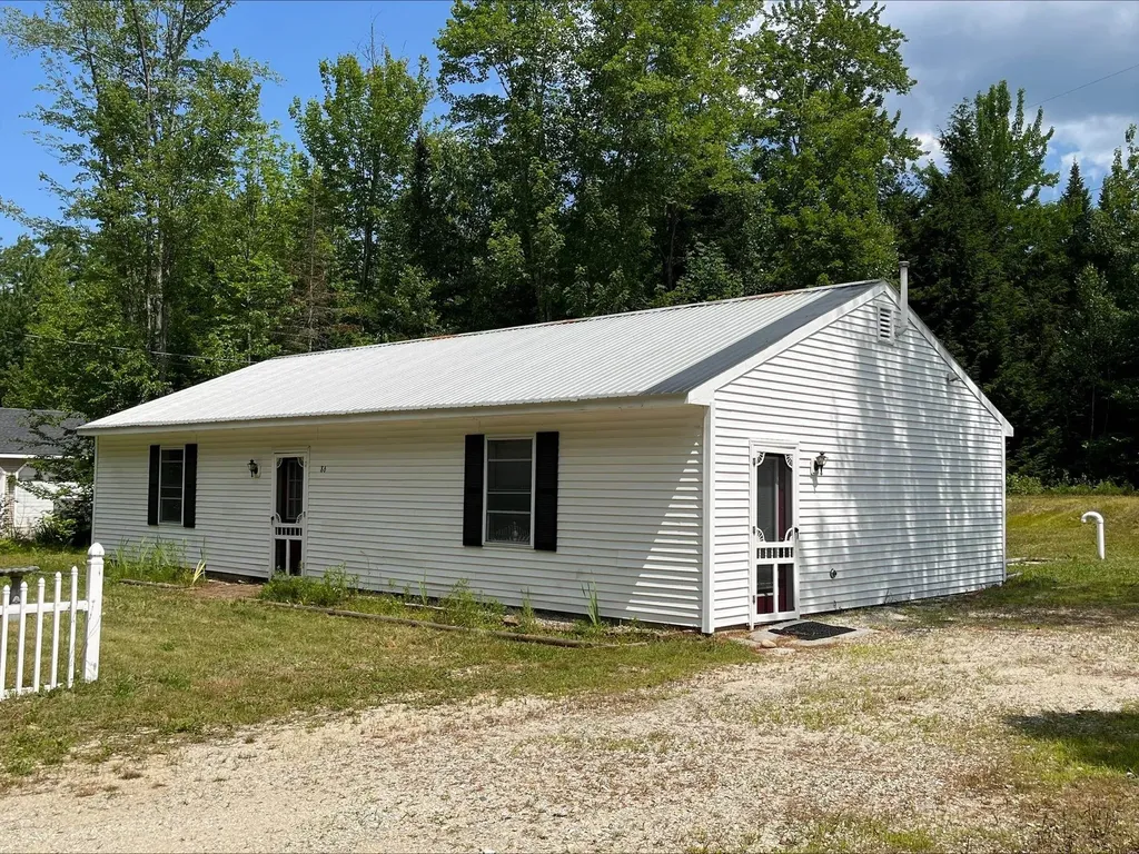 86 I Street Conway NH 03818