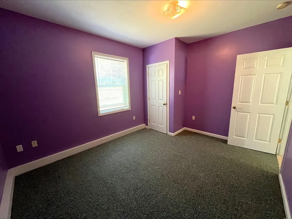 86 I Street Conway NH 03818