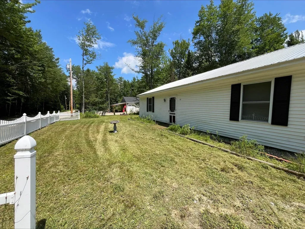 86 I Street Conway NH 03818