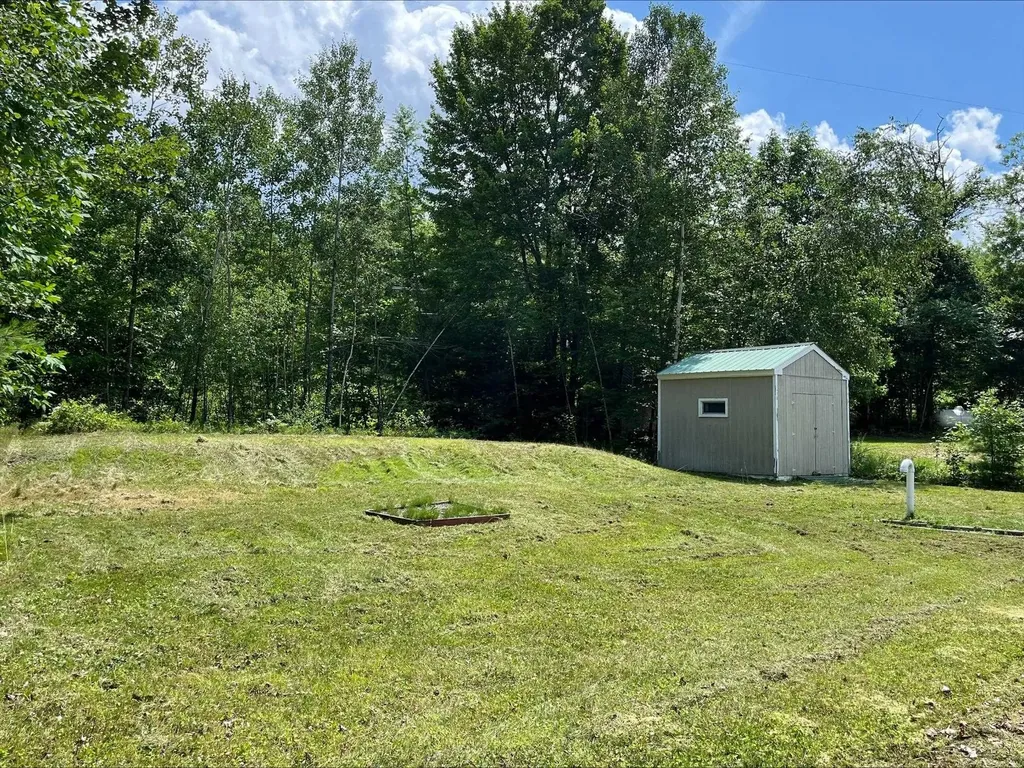 86 I Street Conway NH 03818