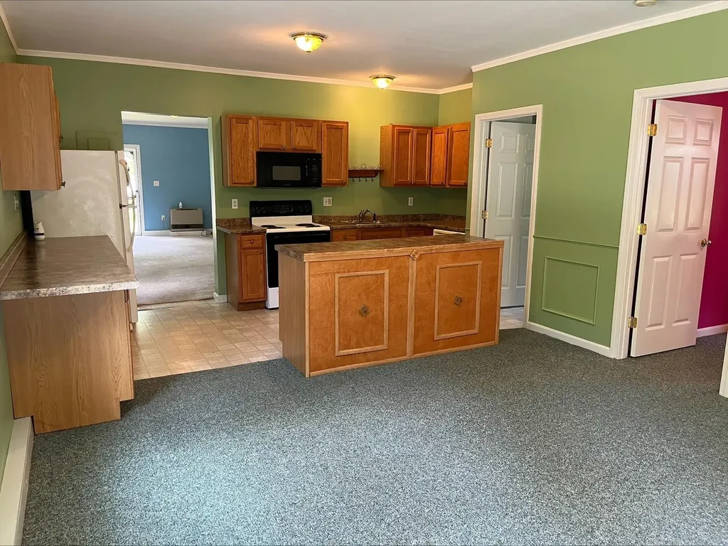 86 I Street Conway NH 03818