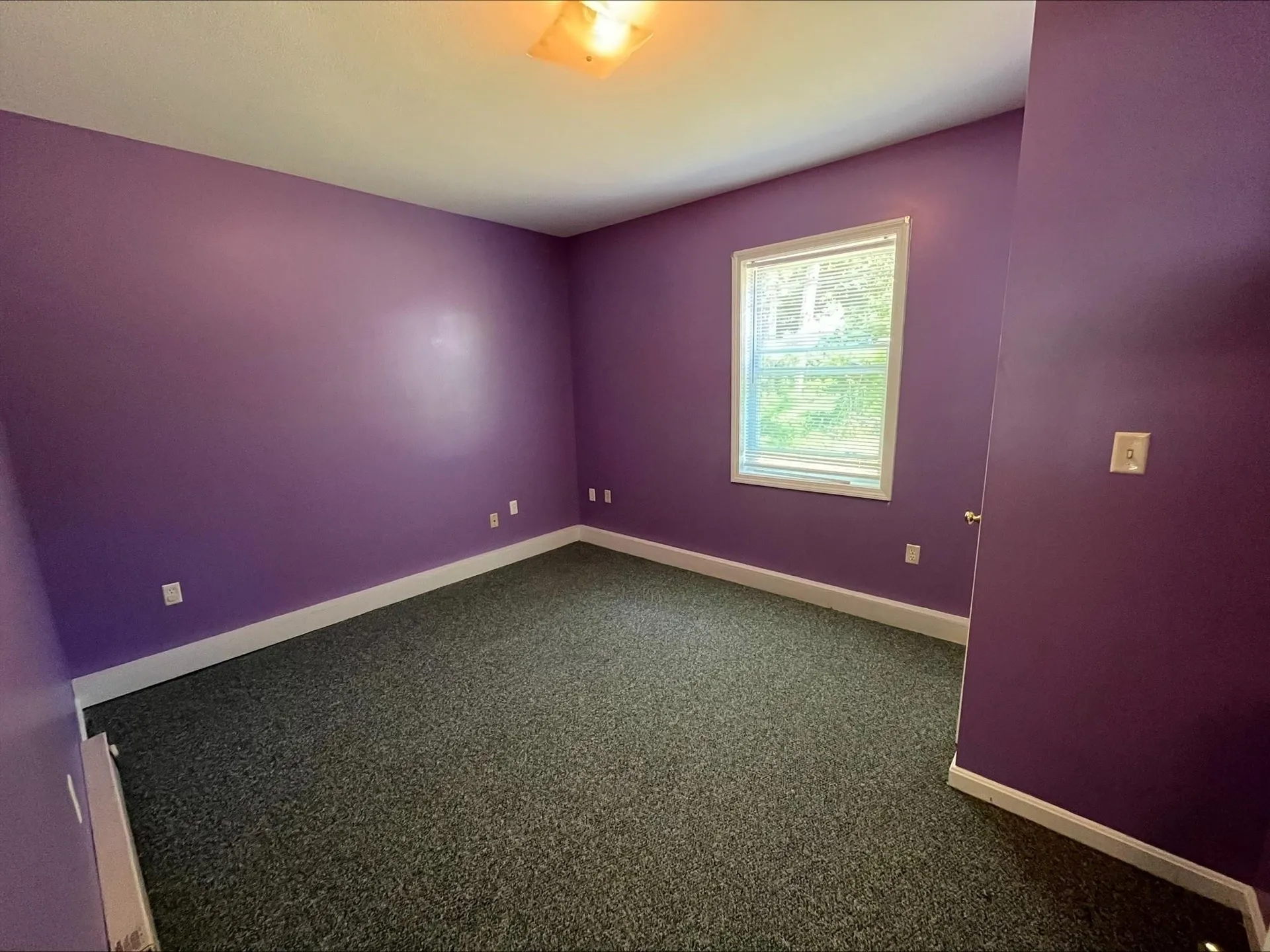 86 I Street Conway NH 03818