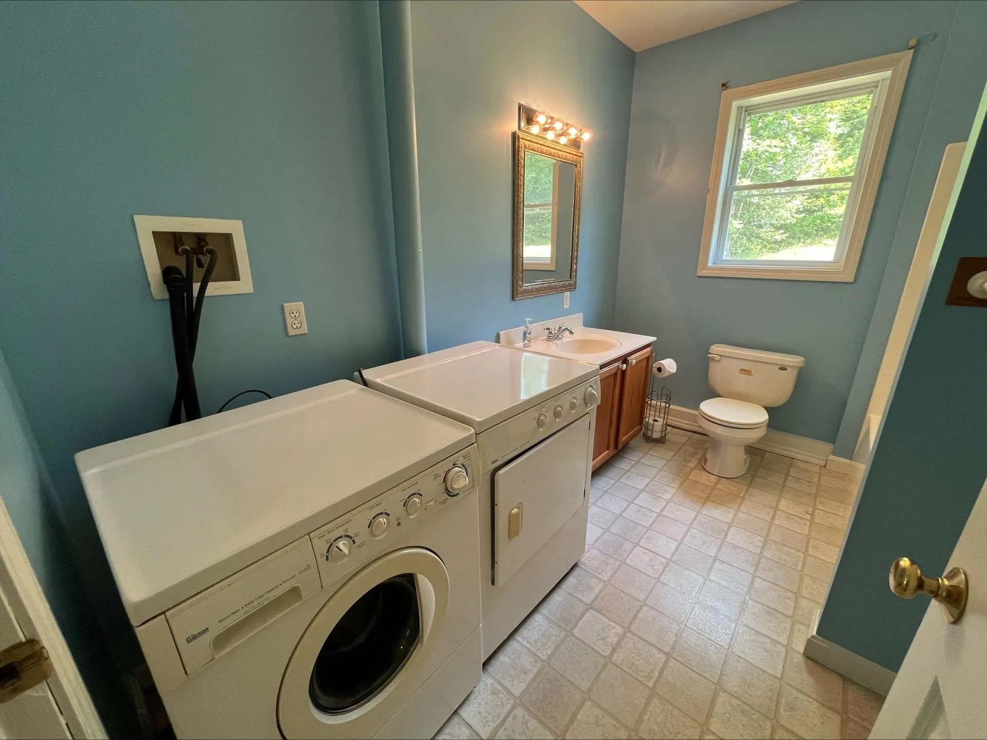 86 I Street Conway NH 03818