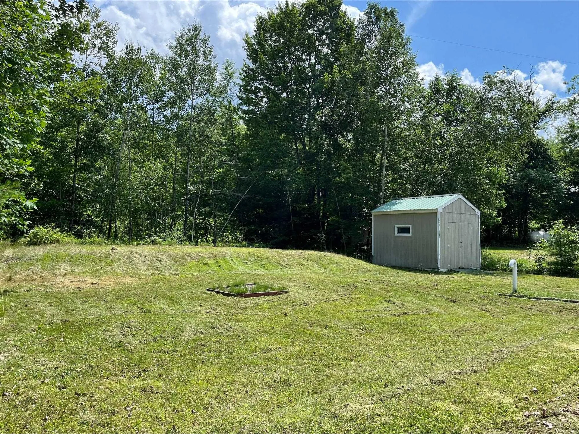 86 I Street Conway NH 03818