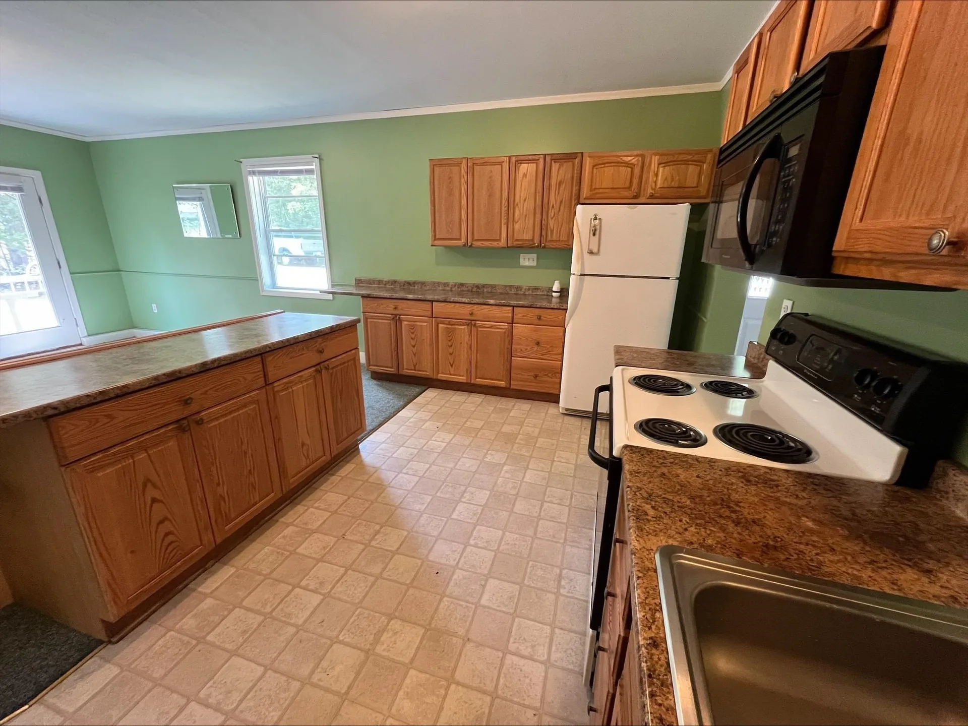 86 I Street Conway NH 03818