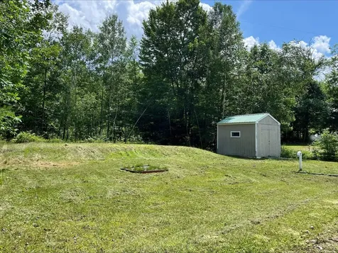 86 I Street Conway NH 03818