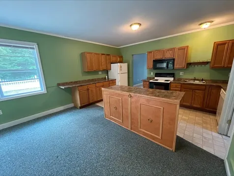 86 I Street Conway NH 03818