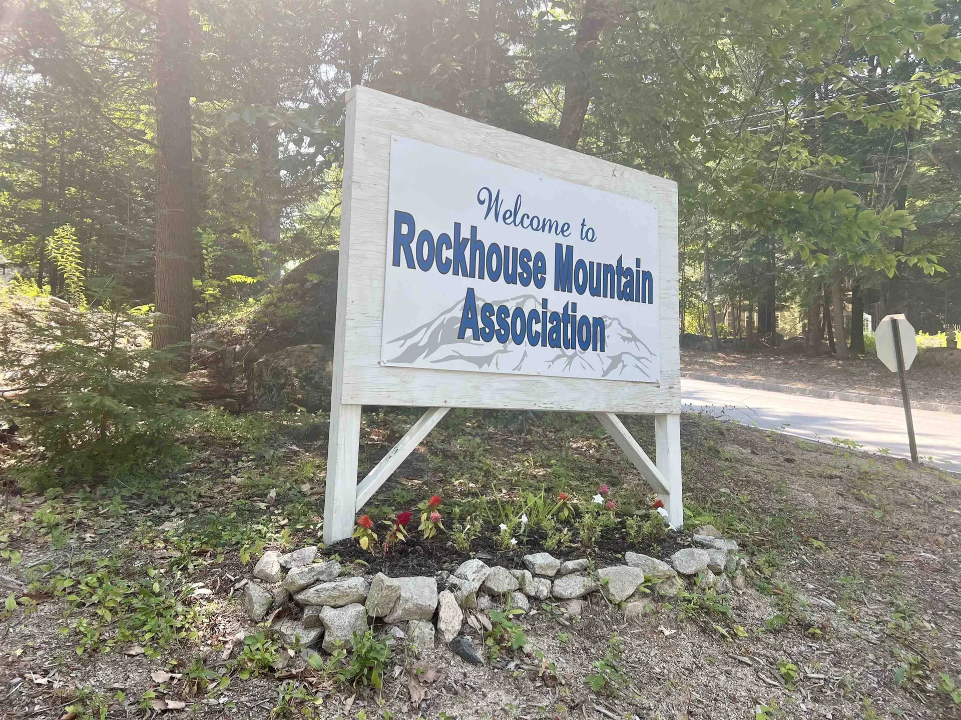 -- Landsdown Lane Conway NH 03818