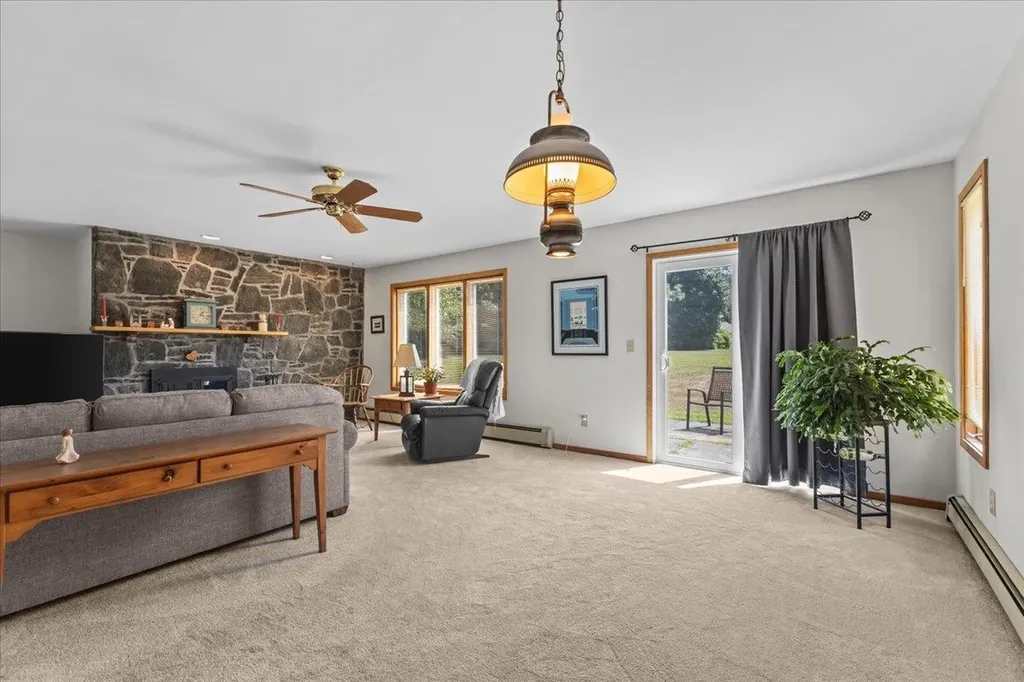 48 Thayer Bay Circle Colchester VT 05446-0000