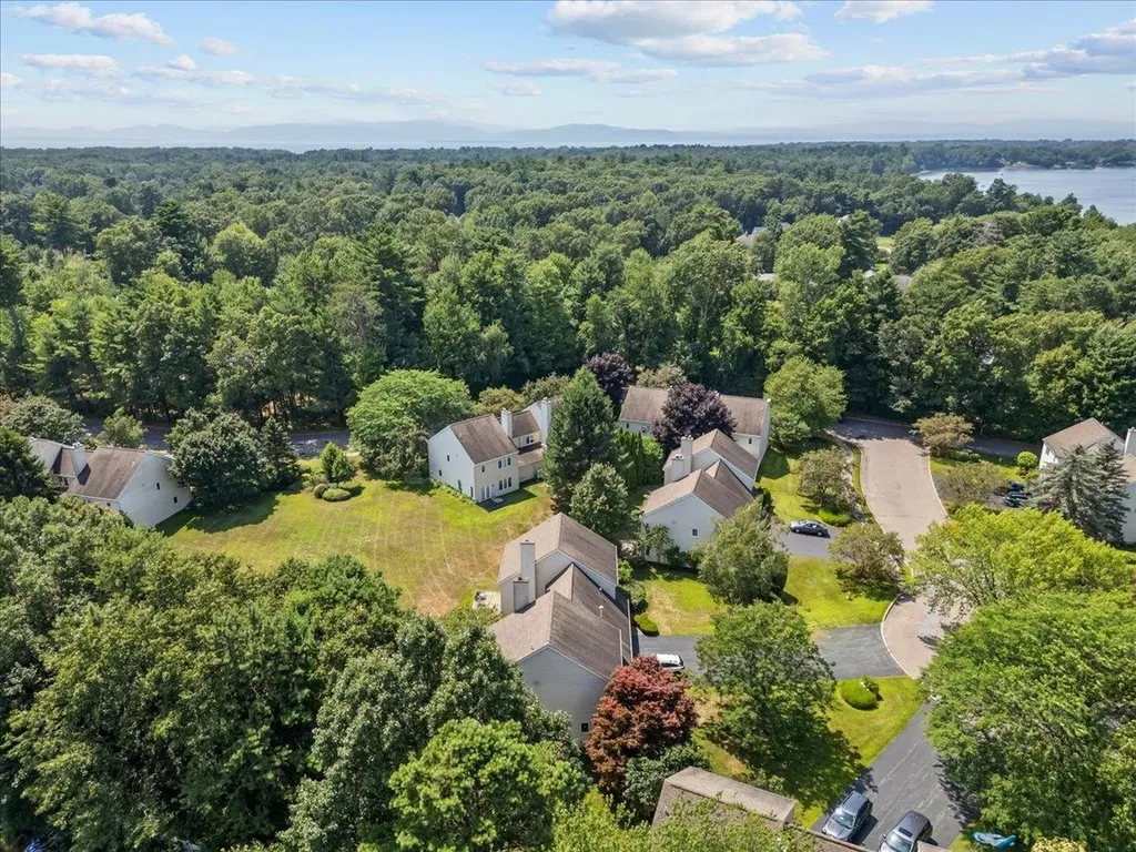 48 Thayer Bay Circle Colchester VT 05446-0000