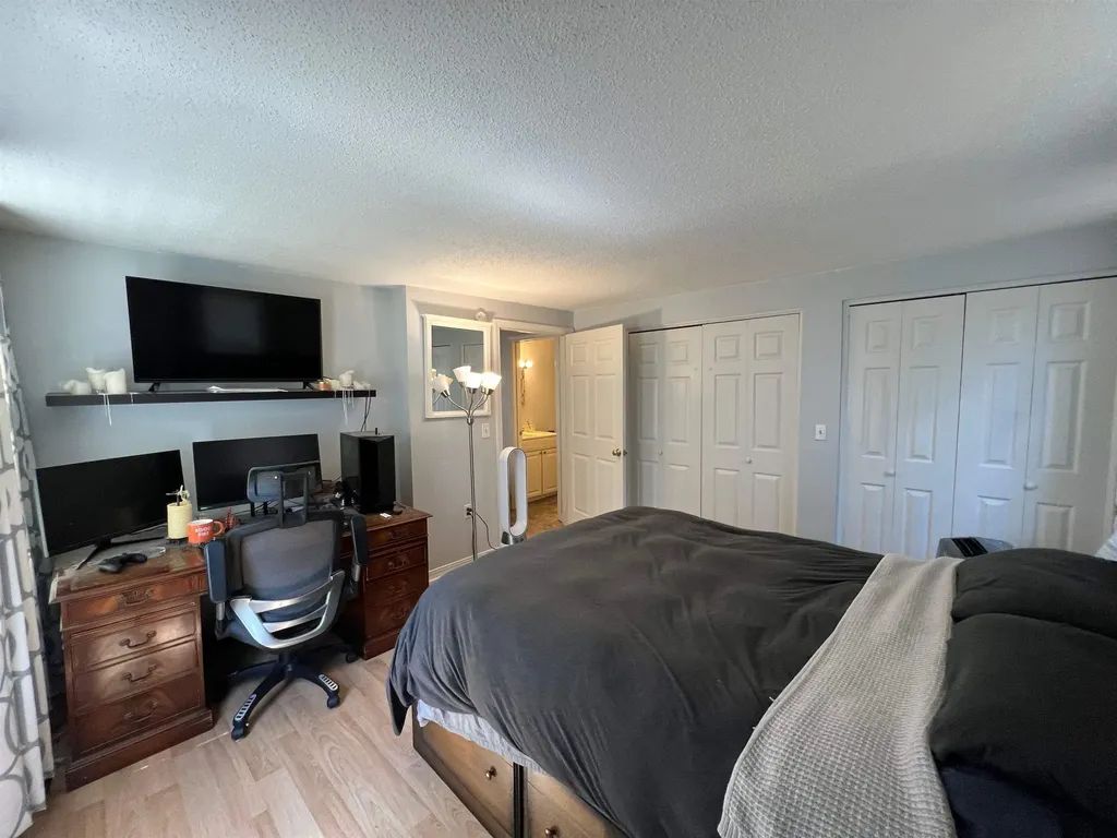 11 Longwood Place Claremont NH 03743