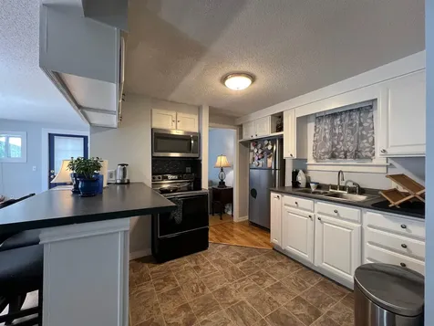 11 Longwood Place Claremont NH 03743