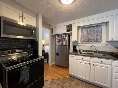 11 Longwood Place Claremont NH 03743