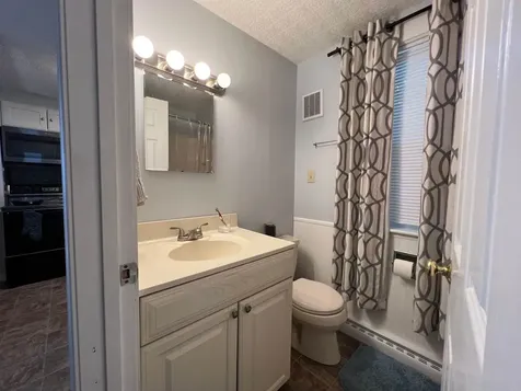 11 Longwood Place Claremont NH 03743