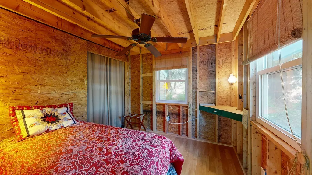 800 East Shore Road Hinesburg VT 05461