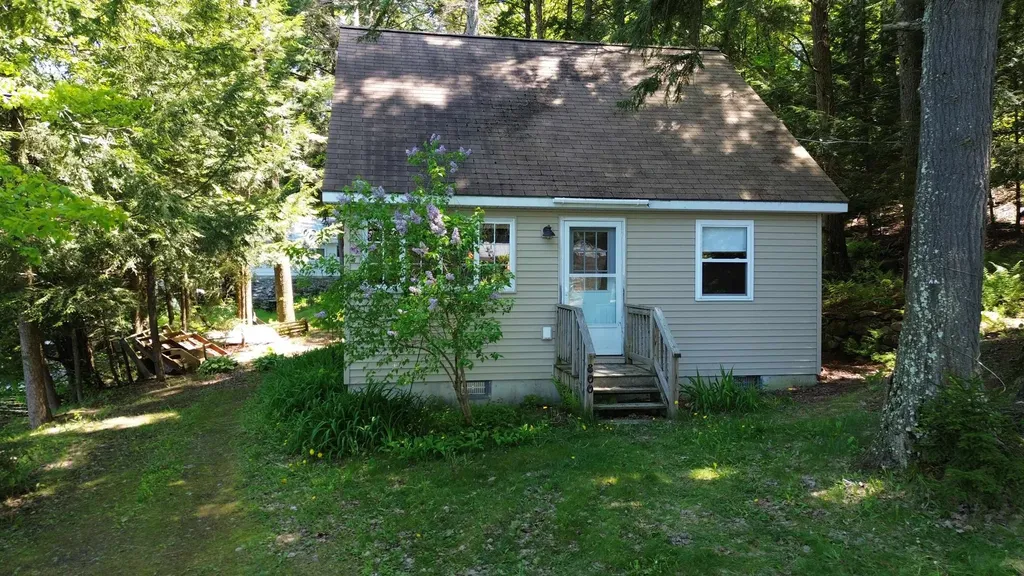 800 East Shore Road Hinesburg VT 05461