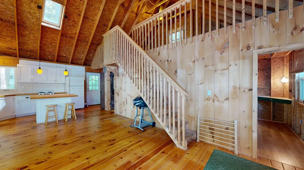 800 East Shore Road Hinesburg VT 05461