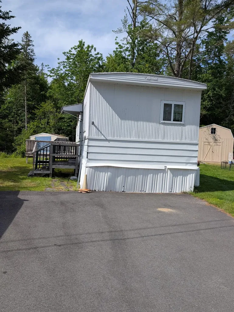 45 Fox Hill Lane Franconia NH 03580