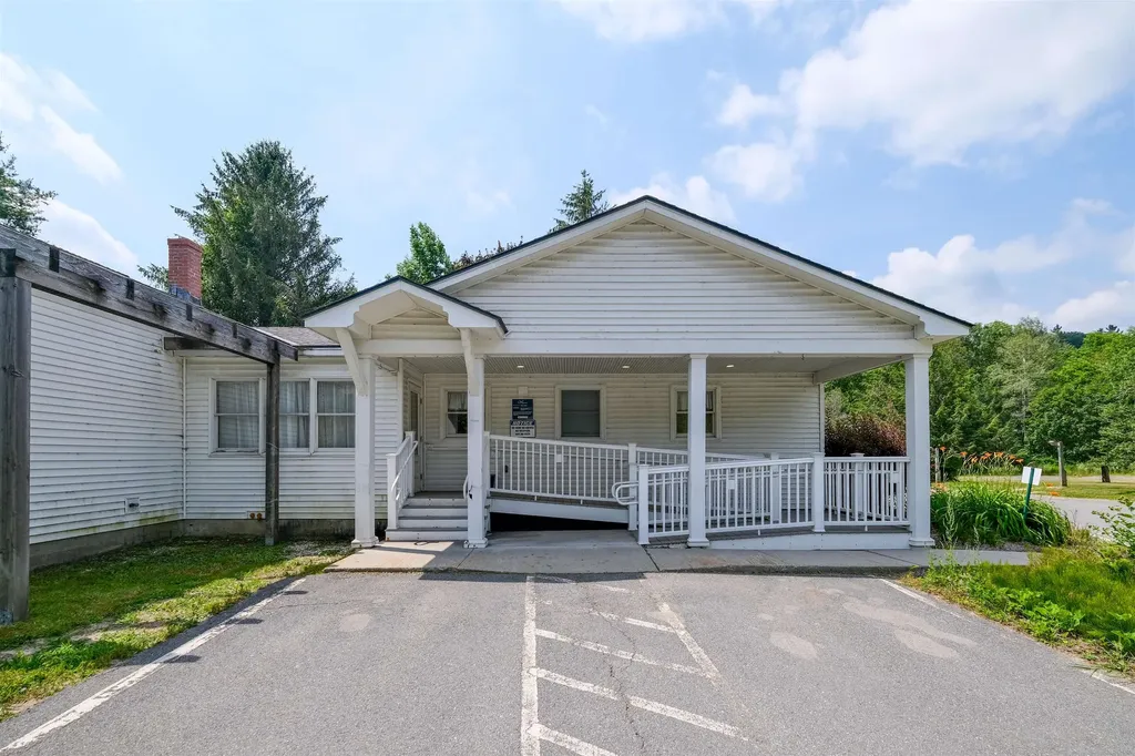 8 Main Street Ludlow VT 05149