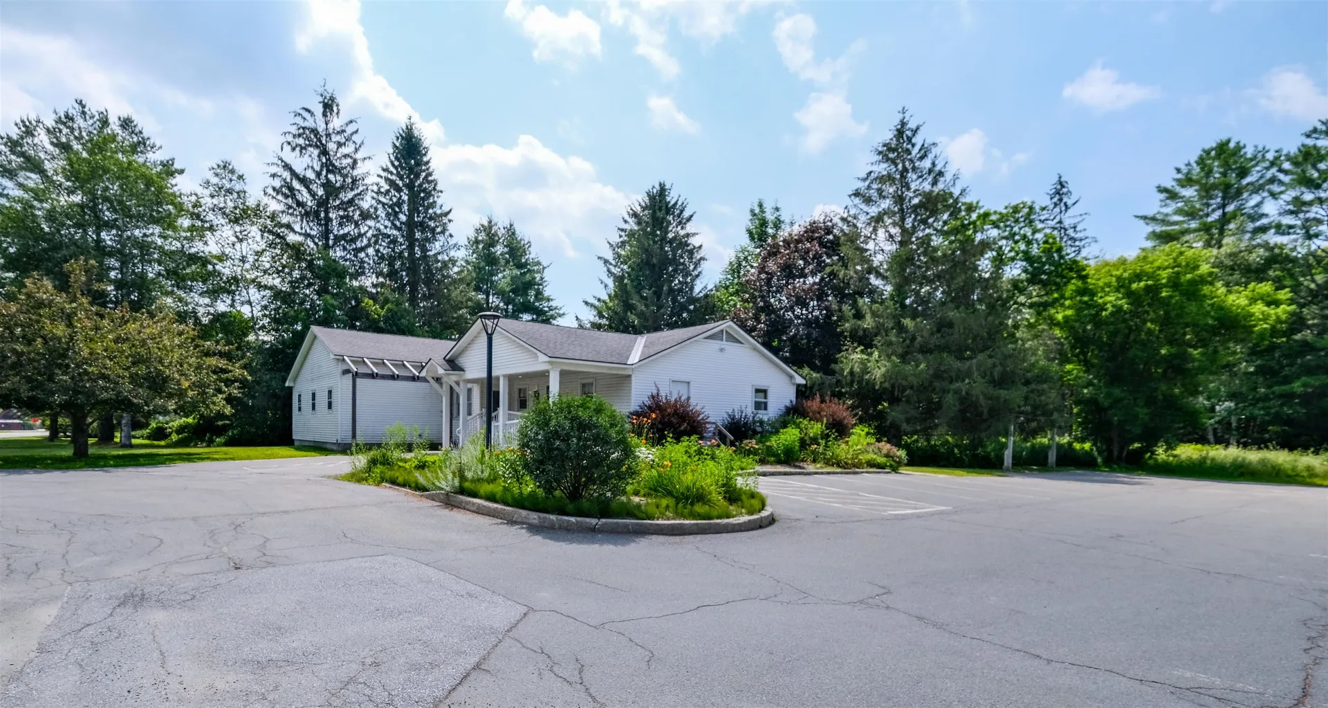 8 Main Street Ludlow VT 05149