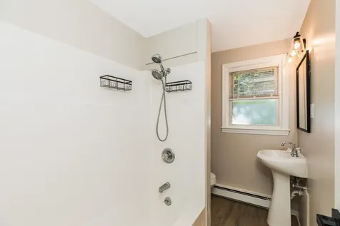 108 Oak Street Rollinsford NH 03869