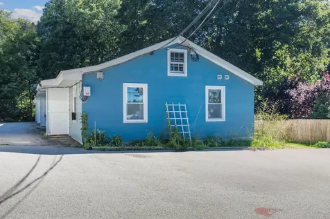 108 Oak Street Rollinsford NH 03869
