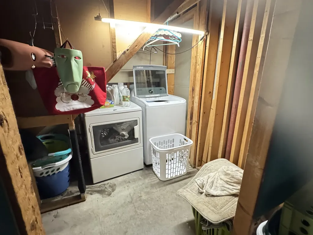 1122 County Road Walpole NH 03608