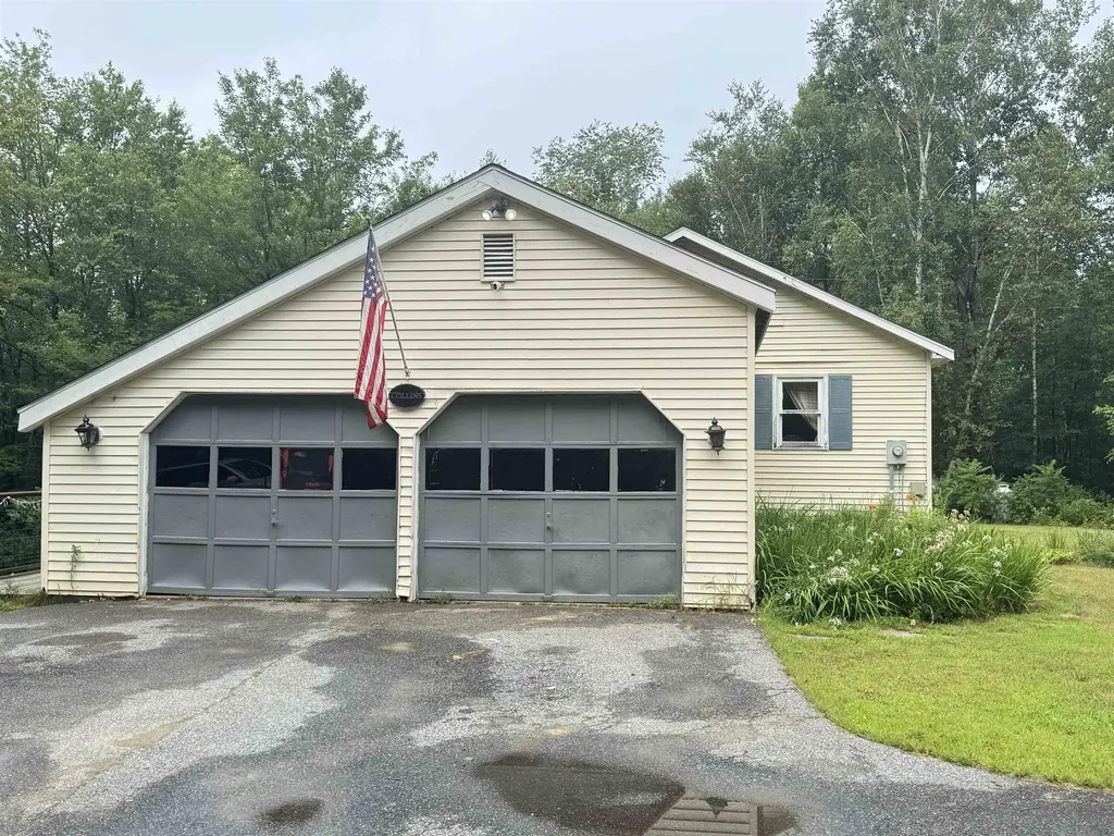 1122 County Road Walpole NH 03608
